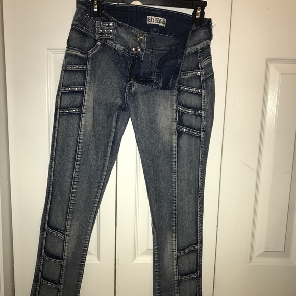 Colombian jeans. fit great in all the right places - Picture 1 of 5